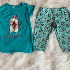 Capri unicorn pajamas